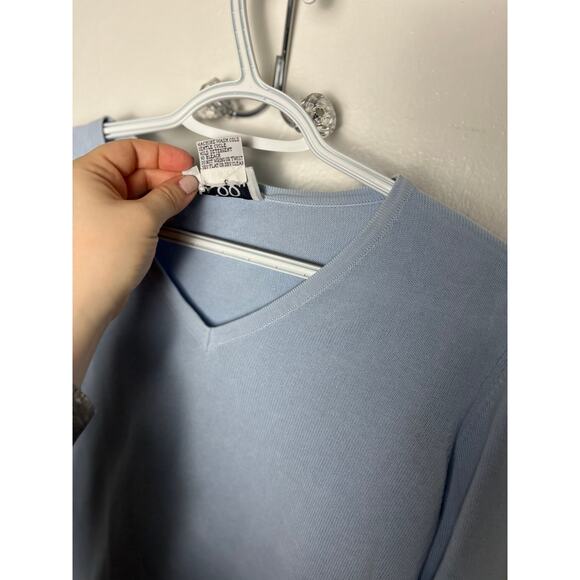 Vintage Lilly Pulitzer Light Blue Cotton V-neck Breathable Classic Sweater Small - Picture 3 of 5